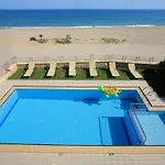 Irida Beachfront For 12 Steps To Amenities Villa Rethimnon