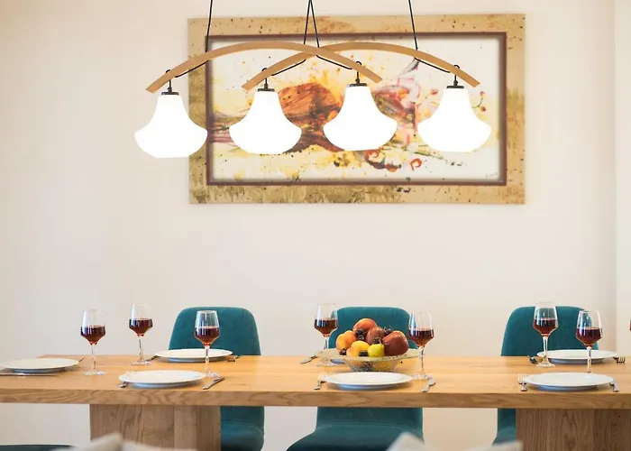 Irida Beachfront For 12 Steps To Amenities