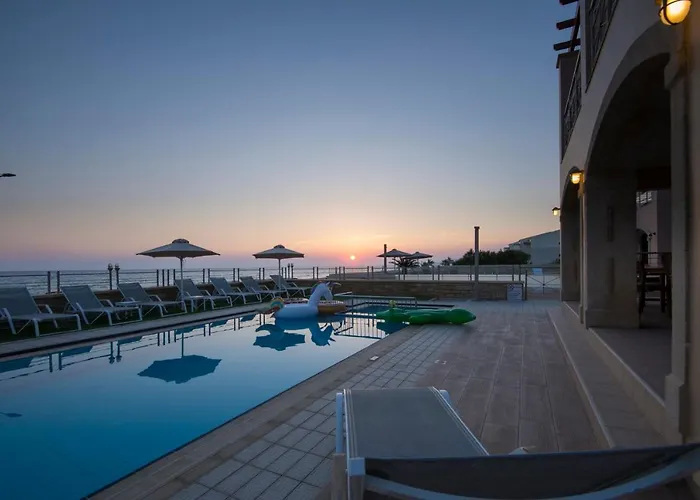 Willa Irida Beachfront For 12 Steps To Amenities