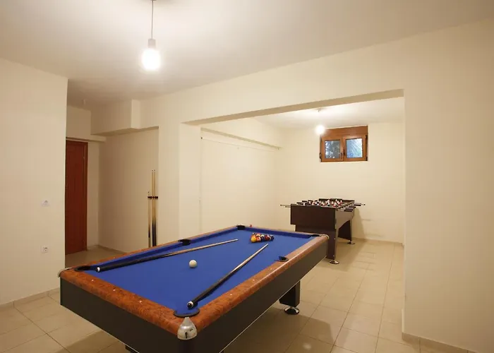 Willa Irida Beachfront For 12 Steps To Amenities *