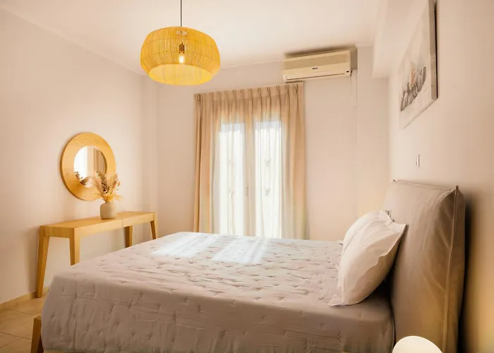 Willa Irida Beachfront For 12 Steps To Amenities