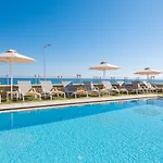 Вілла Irida Beachfront For 12 Steps To Amenities *